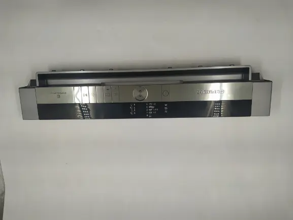 PANEL GROUP GNF 41834 X
