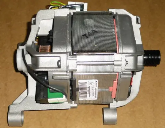 MOTOR