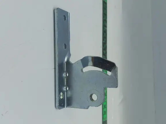 MIDDLE HINGE ASSEMBLY