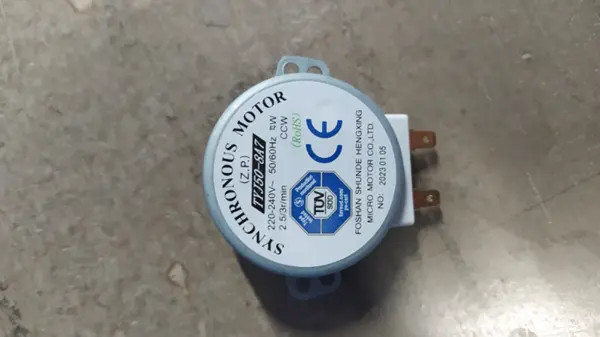 MOTOREK VENTILU