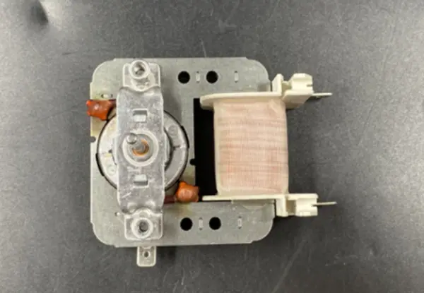 Motorek ventilátoru